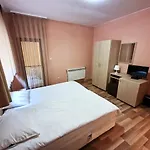 Πανσιόν ивелия