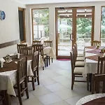 Πανσιόν ивелия