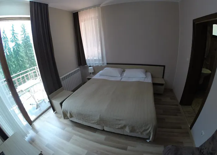 Gasthuis ивелия 3*